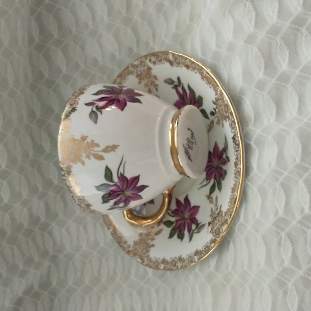 Vintage Fine Bone China Royal Trent - Staffordshire England - A42 - Picture 3 of 7